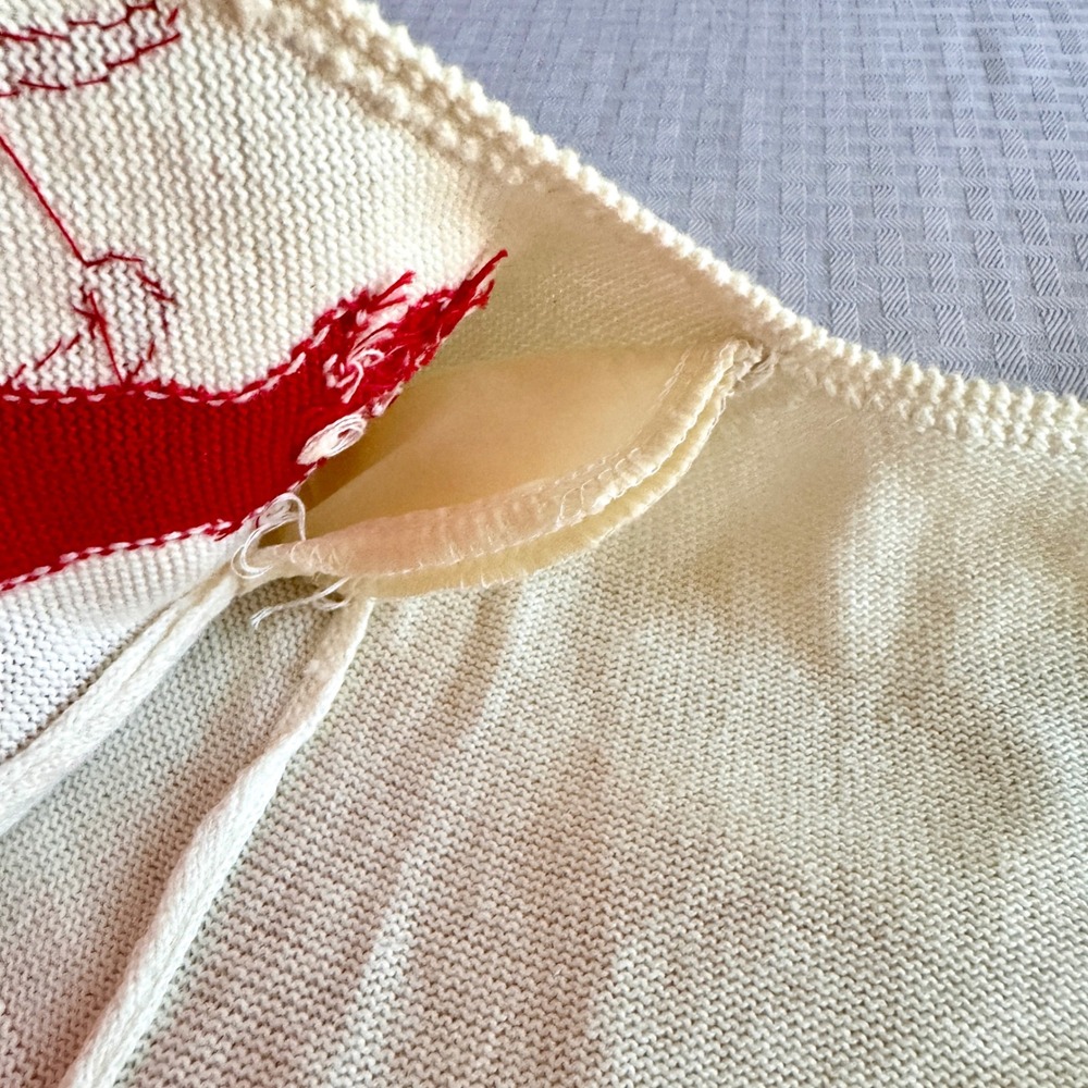 Michael Simon New York Rare Sample Dog Applique Art to Wear Cardigan Red White - Picture 13 of 16